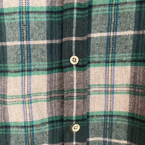 Great looking green Zara- Men’s relaxes flannel fit shirt. - Picture 4 of 13